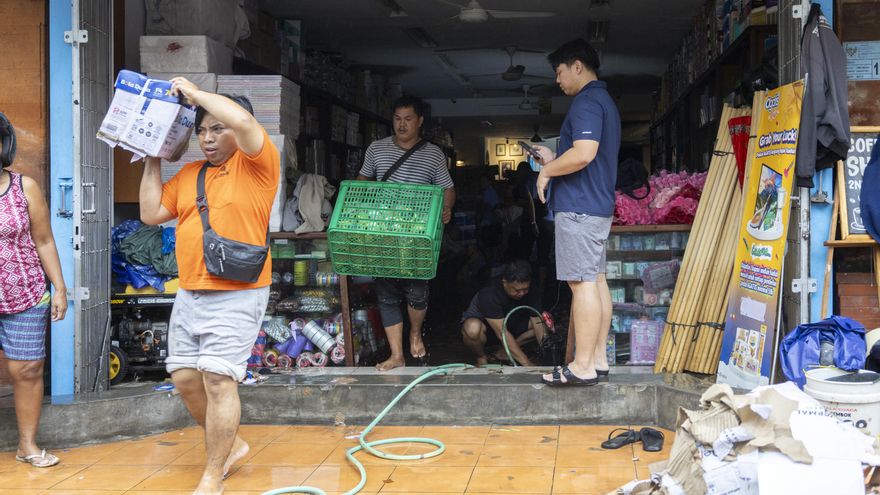 Seis muertos en Indonesia debido a inundaciones, dos de ellos en la turística isla de Bali