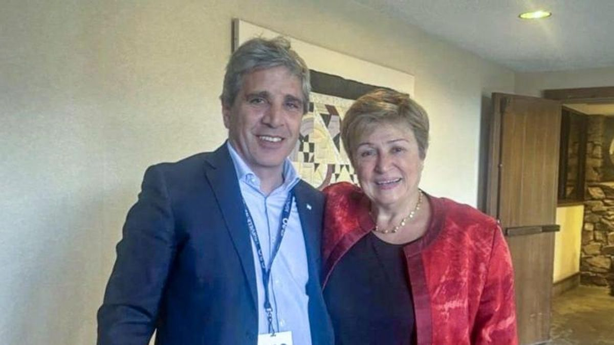 Luis Caputo y Kristalina Georgieva