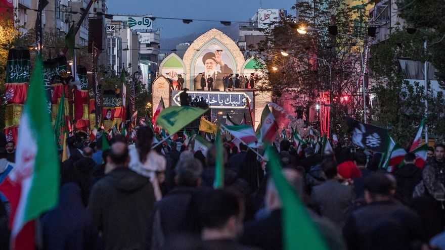 Acto de homenaje al difunto líder supremo de Irán, Ali Jameneí, el 9 de abril de 2026 en Teherán.