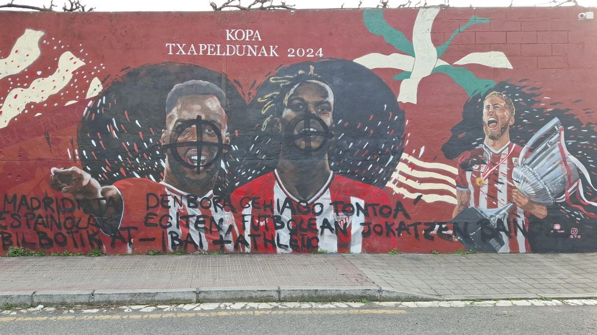 Vandalizan las imágenes de Iñaki y Nico Williams en un mural del Athletic Club: "Madridistas españoles fuera de Bilbao"