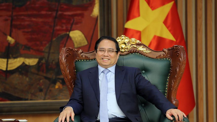 Vietnam mantiene en el 8 % su meta de crecimiento económico pese a los aranceles de EE.UU.