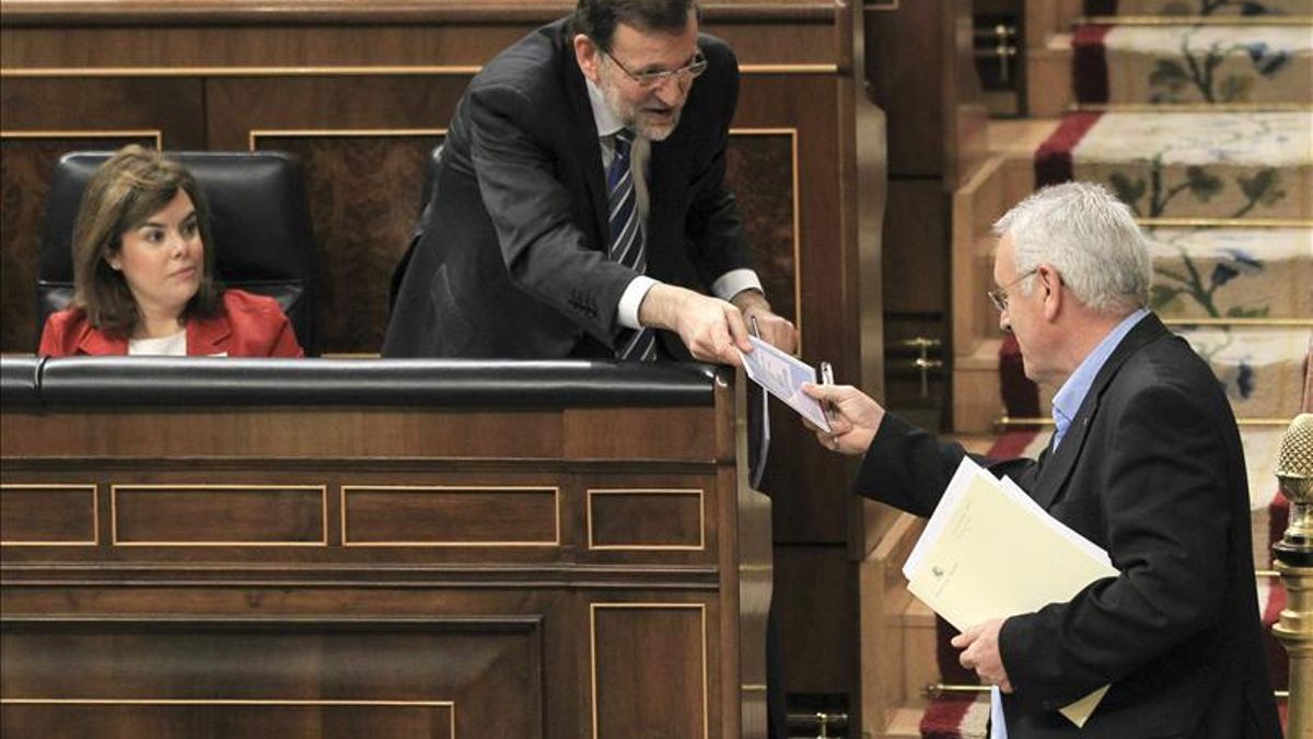 Lara afirma que el mejor servicio a España que puede hacer Rajoy es dimitir
