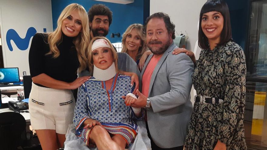 Lydia Lozano, "accidentada" madrina de Patricia Conde para el regreso de 'Nadie al volante' en Movistar+