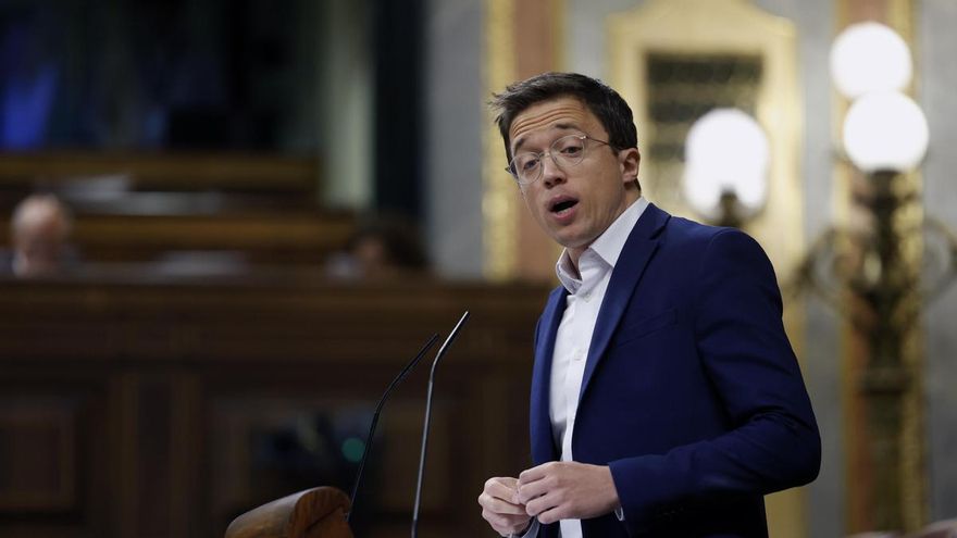 El diputado de Sumar Íñigo Errejón durante su intervención en el pleno del Congreso este miércoles.