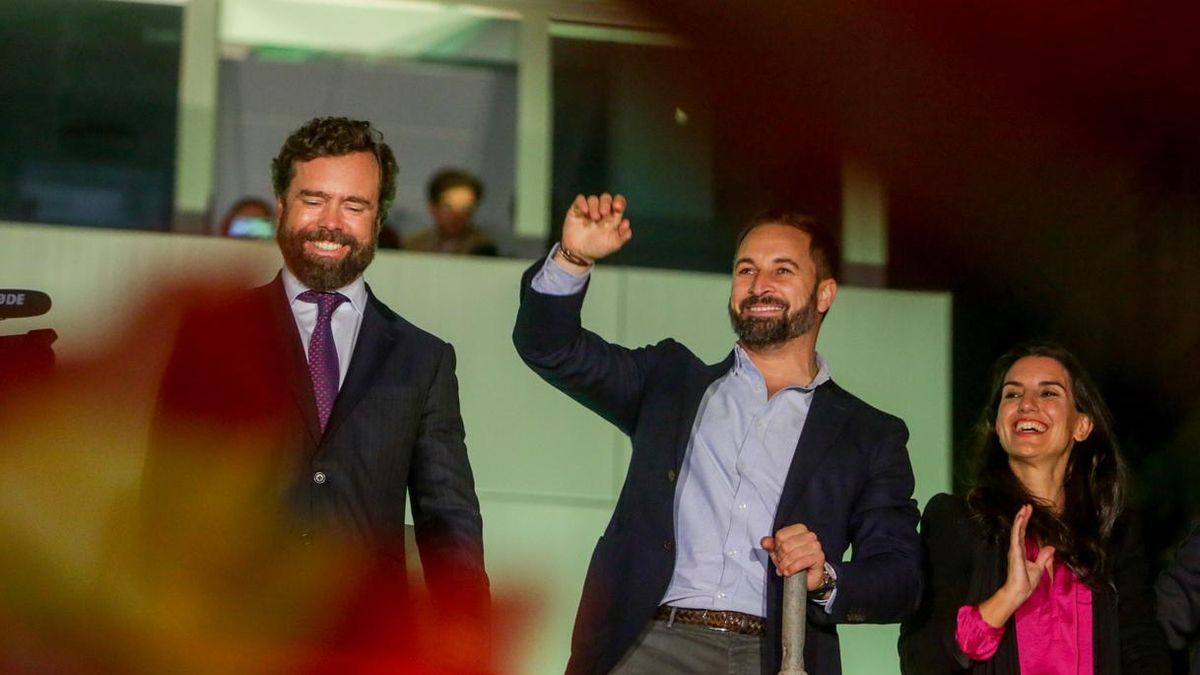 Abascal revalida sin rivales su liderazgo en Vox, centralizando el poder en los órganos nacionales del partido