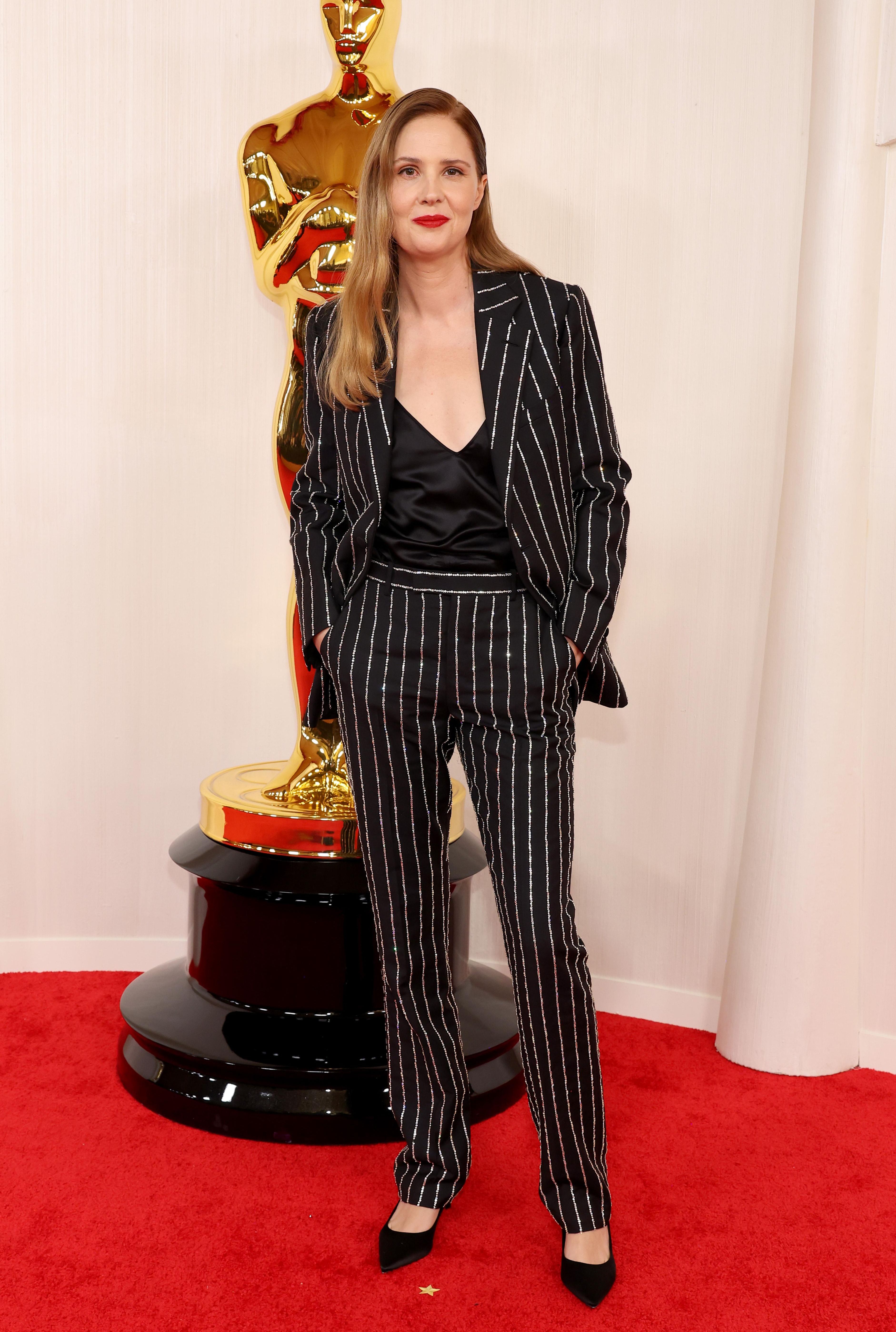 Justine Triet, directora de' Anatomía de una caída', en la alfombra roja de los Oscar 2024