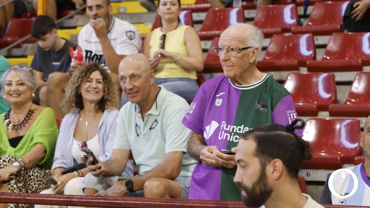 Grada ambiente del Unicaja - Covirán Granada