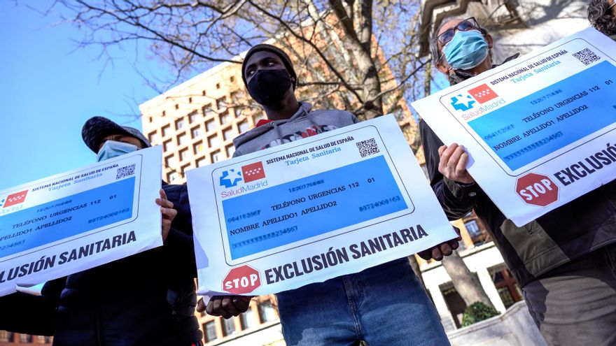 ONG y médicos denuncian que la nueva ley de Sanidad no corrige las "lagunas" que permiten la exclusión sanitaria