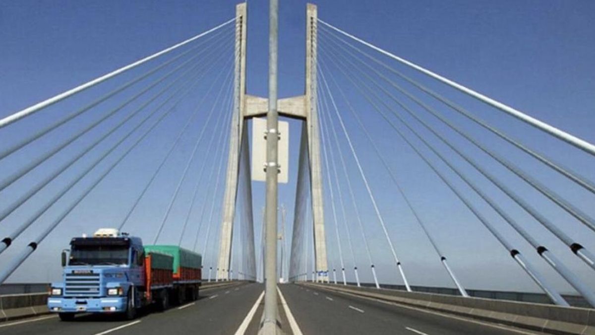 El Gobierno privatizó rutas clave a empresas involucradas en la causa de los Cuadernos