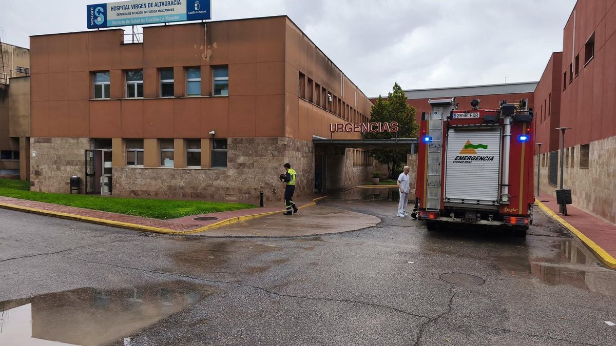 CSIF denuncia "inacción" de la Gerencia del Hospital de Manzanares tras la nueva inundación de Urgencias