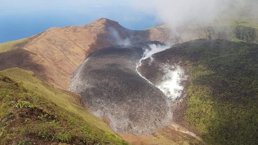 En declive actividad del volcán La Soufriere en San Vicente y las Granadinas