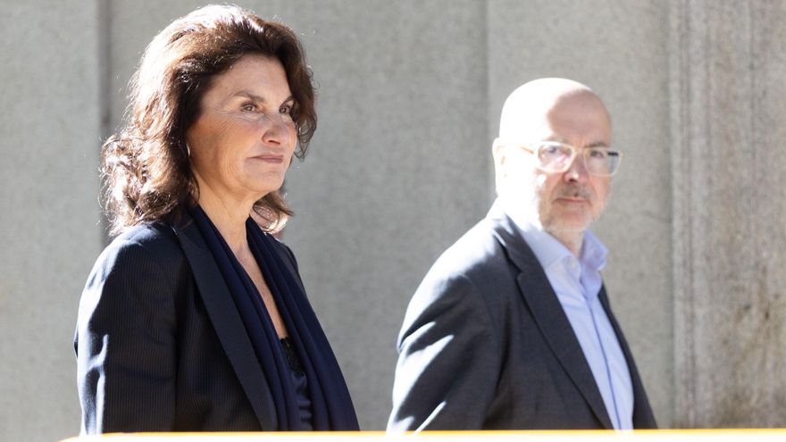 La jefa de la Fiscalía Provincial de Madrid, Pilar Rodríguez, a su salida de la primera jornada del juicio al fiscal general del Estado, a 3 de noviembre de 2025