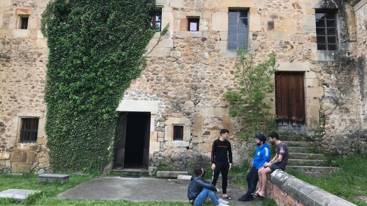 Personas sin hogar realojadas por el Gobierno de Cantabria en un monasterio.