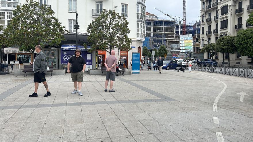 Ingleses en Santander.-