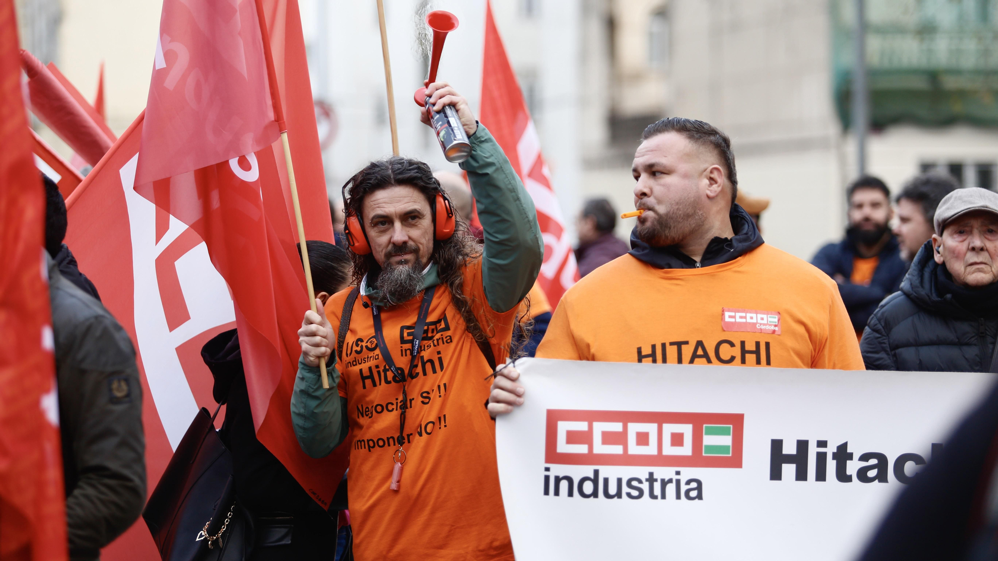Manifestación de los trabajadores de Hitachi Energy, por la negociación del convenio colectivo