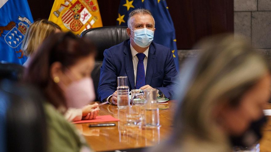 El presidente de Canarias confía en que la justicia avale el establecimiento del certificado COVID en las islas