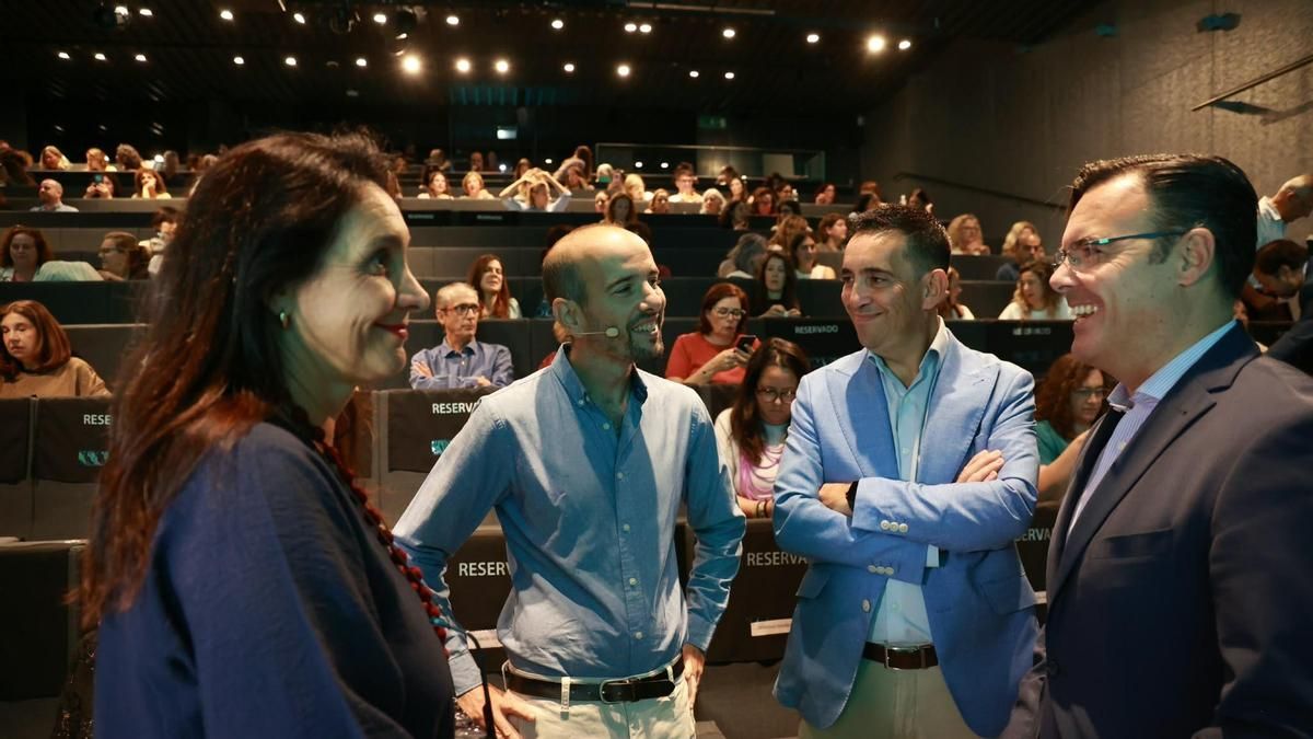 El proyecto 'Guardiam' de la Diputación de Sevilla promueve el uso responsable de las tecnologías en la infancia y juventud