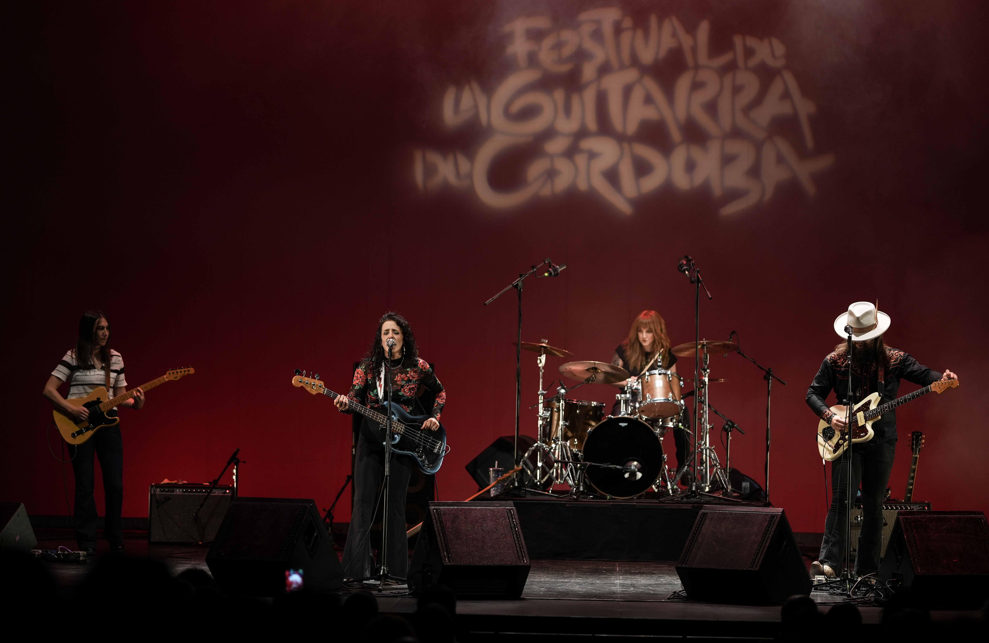 Las imágenes del concierto de Danielle Nicole Band en el Festival de la Guitarra