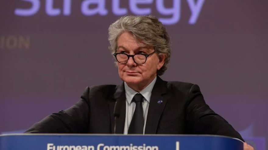 La CE agradece que París y Berlín levanten la restricción para exportar mascarillas