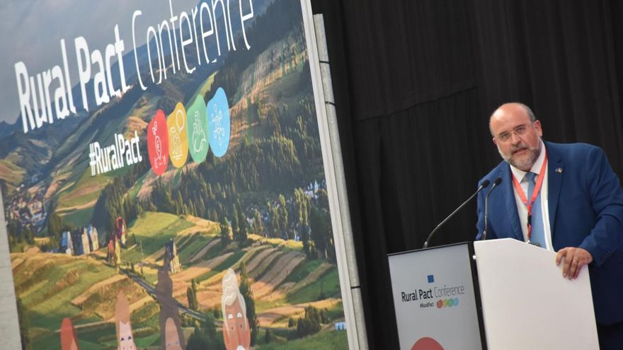 Castilla-La Mancha reclama en Bruselas financiación europea que refleje el coste efectivo de los servicios en zonas despobladas