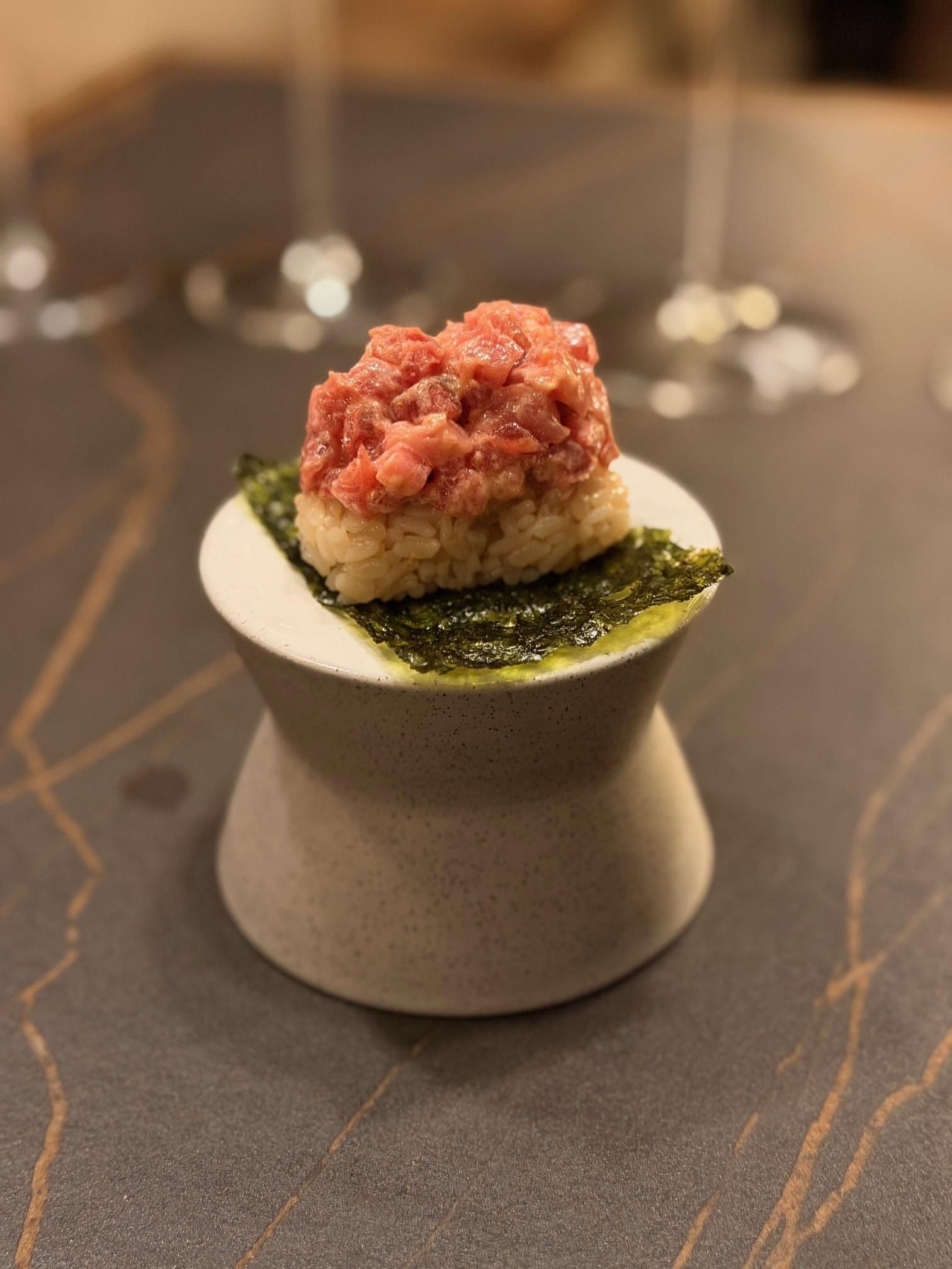 Temaki de Akami y Chutoro.
