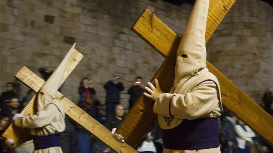 El canto del Miserere ante el Yacente, esencia de la Semana Santa de Zamora