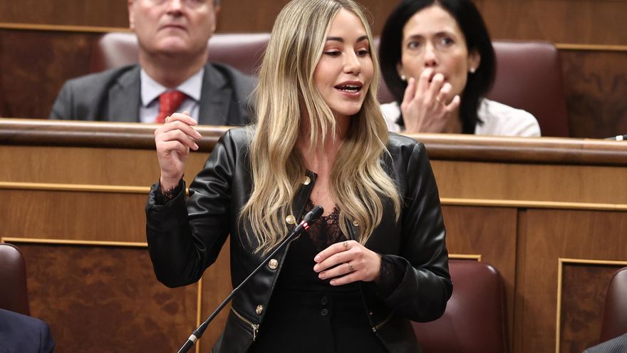 Archivo - La diputada del PP Noelia Núñez interviene durante una sesión de control al Gobierno