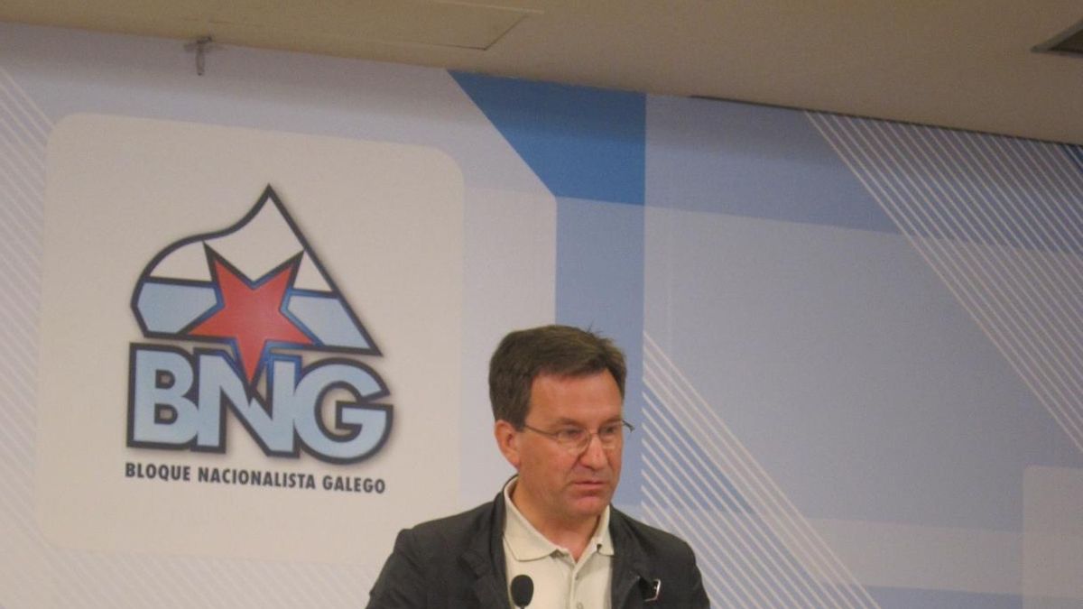 El BNG demanda a quienes se declaran republicanos en "foros y tertulias" que voten en consecuencia en el Congreso