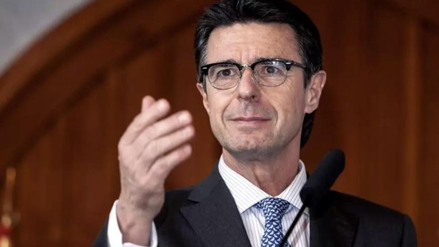 La larga mano de Soria sigue estirada