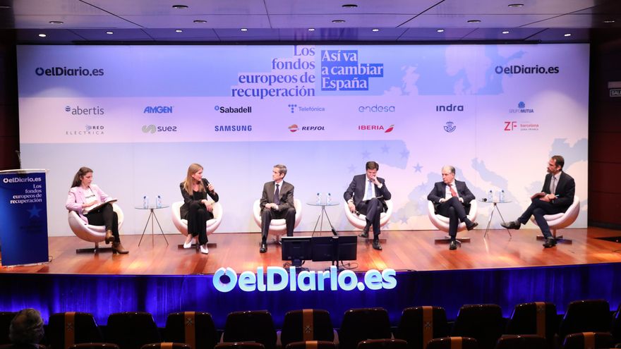 Mesa de debate sobre las prioridades para la transición ecológica.