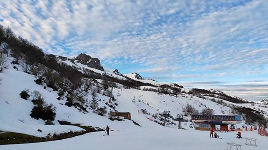 Asturias compensará con 1,8 millones a León para electrificar Fuentes de Invierno