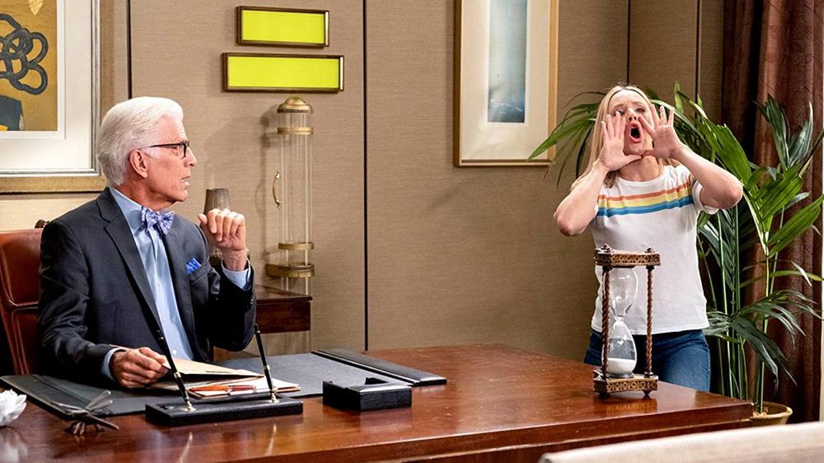 Ted Danson y Kristen Bell en 'The Good Place'