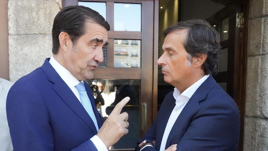 Las mejoras de la sanidad y las infraestructuras y la defensa del godello centran los discursos del Día del Bierzo