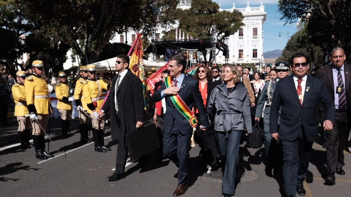 El Presidente de Bolivia anuncia que reducirá su salario y el de ministros en un 50%, en medio de conflictos