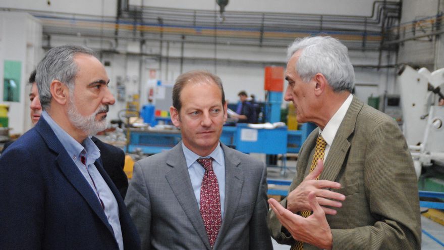 La Xunta autoriza el paso a la empresa privada desde junio de 2020 de seis ex altos cargos de Feijóo