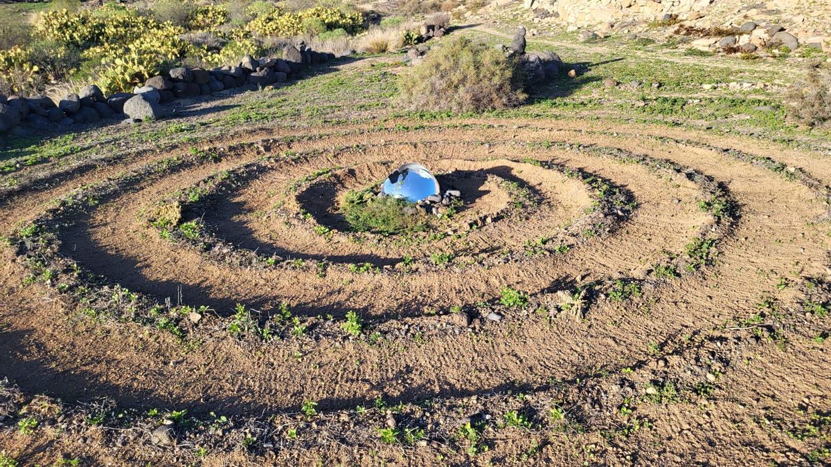 El suelo junto a las cuevas, modificado.