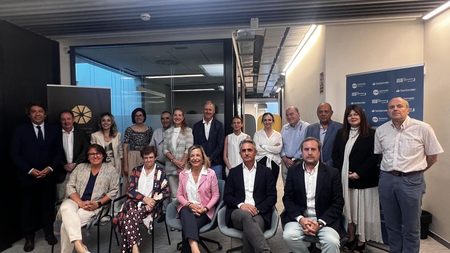 Empresarios cántabros en la jornada de formación en gobernanza organizada por el IGE y CEOE-Cepyme Cantabria en el Centro de Iniciativas Empresariales de Santander