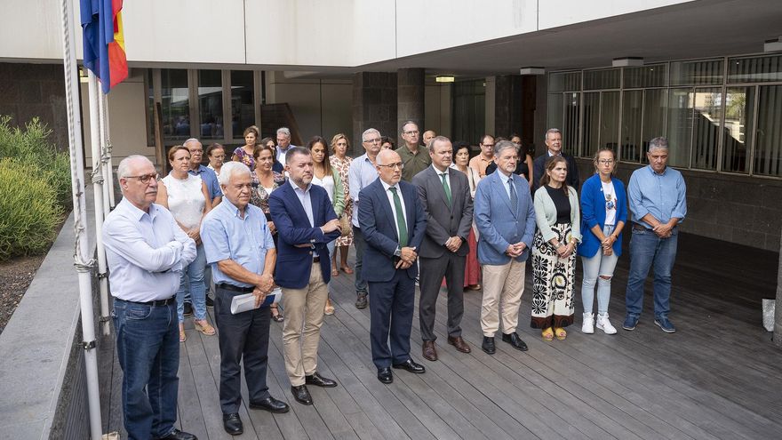 El Cabildo de Gran Canaria guarda un minuto de silencio en solidaridad y apoyo a las víctimas del terremoto en Marruecos.