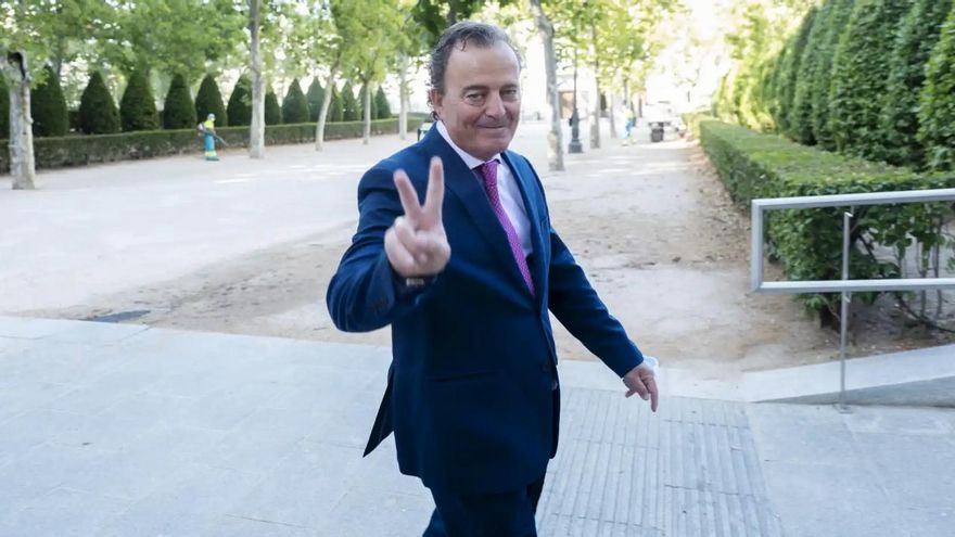 La fábrica de bulos del exjuez Presencia: una "plantilla" de Word para inventar cuentas millonarias de la alta judicatura