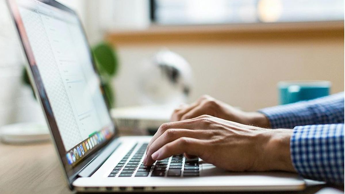 ¿La IA nos vuelve más apáticos? Un estudio demuestra la pérdida de motivación tras diez minutos de ayuda