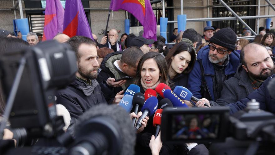 La líder de Unidas Podemos, Ione Belarra hace declaraciones a los medios tras participar en la concentración 'No a la agresión de EEUU a Venezuela'  en Madrid