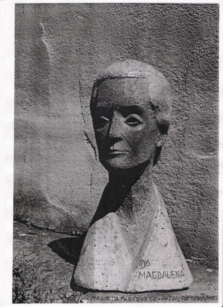 Magdalena Carballo, busto de Wifredo Ramos.