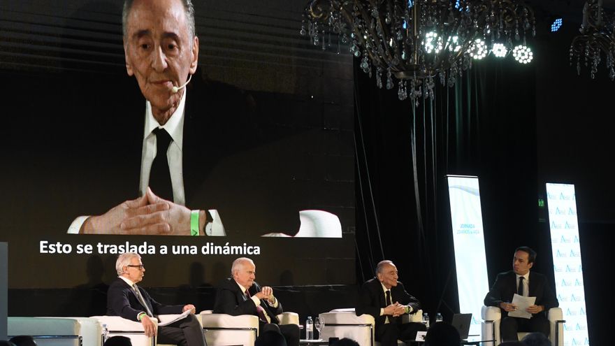 20º aniversario de AEA: Magnetto criticó los aumentos de "impuestos confiscatorios" y apuntó contra el de la renta inesperada