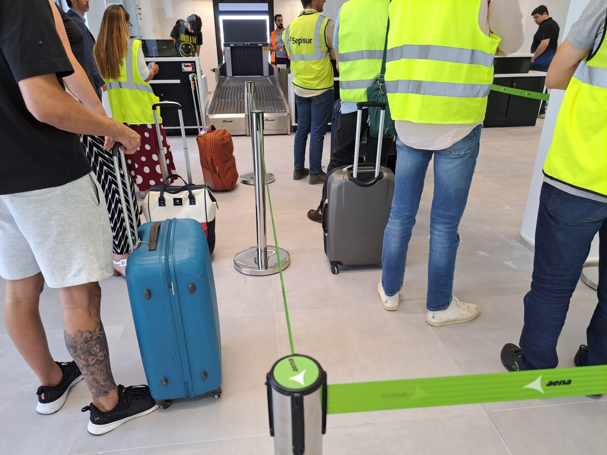 El Aeropuerto pone a prueba los sistemas del edificio terminal ampliado