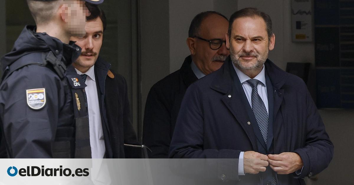 Ábalos comparece de nuevo en el Supremo en una cita clave en la que se juega entrar en prisión