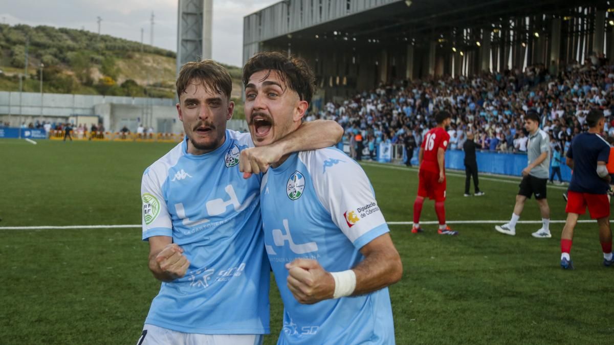 Celebración del ascenso del Ciudad de Lucena