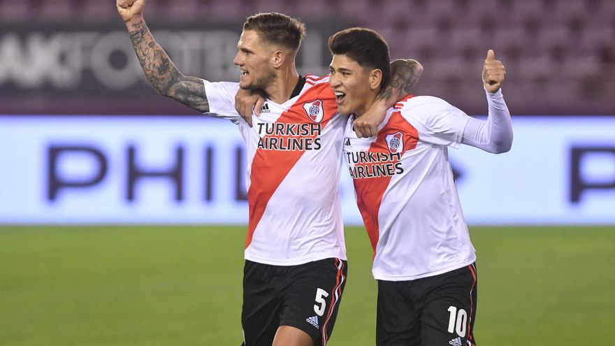 El River de Gallardo pasó por Lanús y siguió arrasando