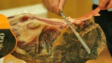 La Feria del Jamón de Campillos, con 70 empresas del sector cárnico, espera más de 10.000 visitantes