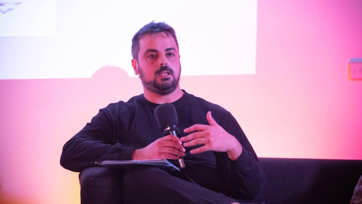 Francisco Holgado o la búsqueda del dinosaurio turbofuturista