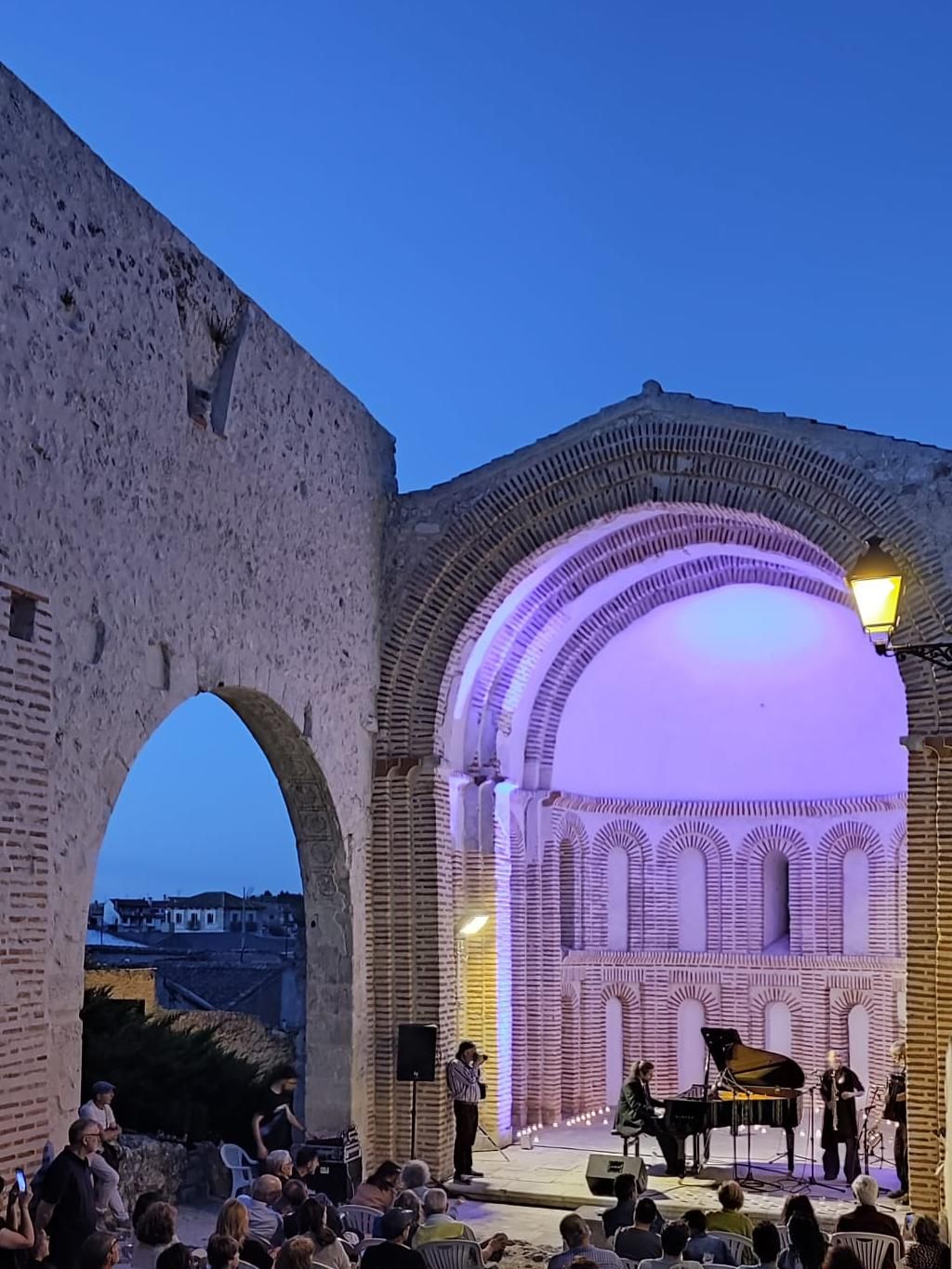 Evento cultural en uno de los edificios patrimoniales de Cuéllar (Segovia)